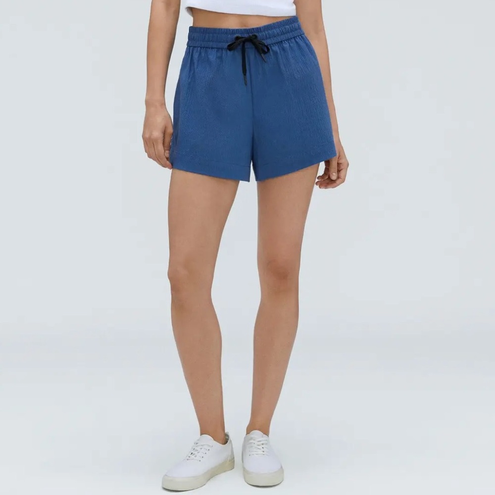 Everlane the seersucker boxer short L deep blue organic cotton drawstring shorts